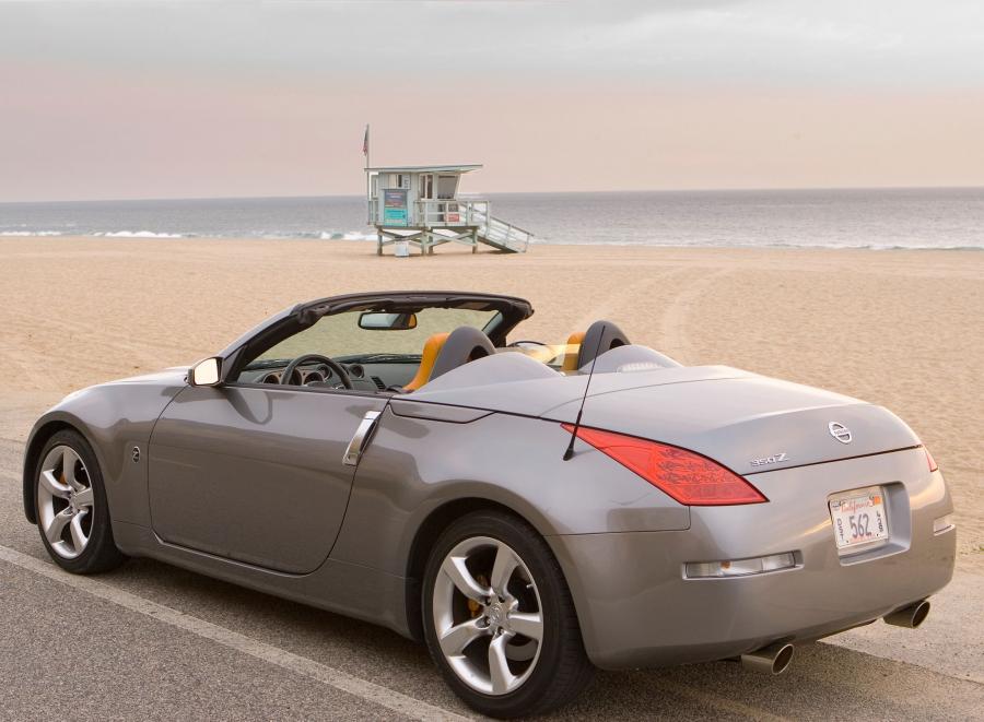  Nissan 350Z Roadster 2007 года  (фото 6 из 6)